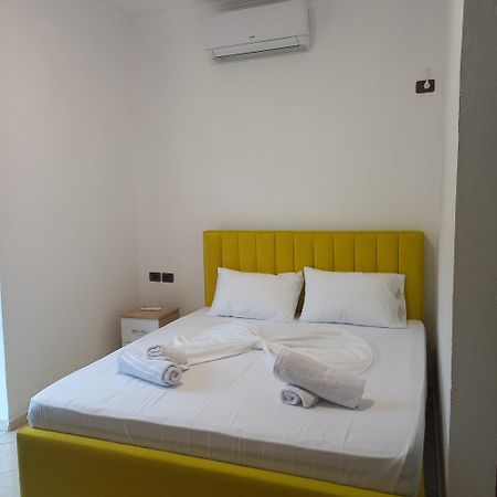 Hotel Eno Përmet Esterno foto