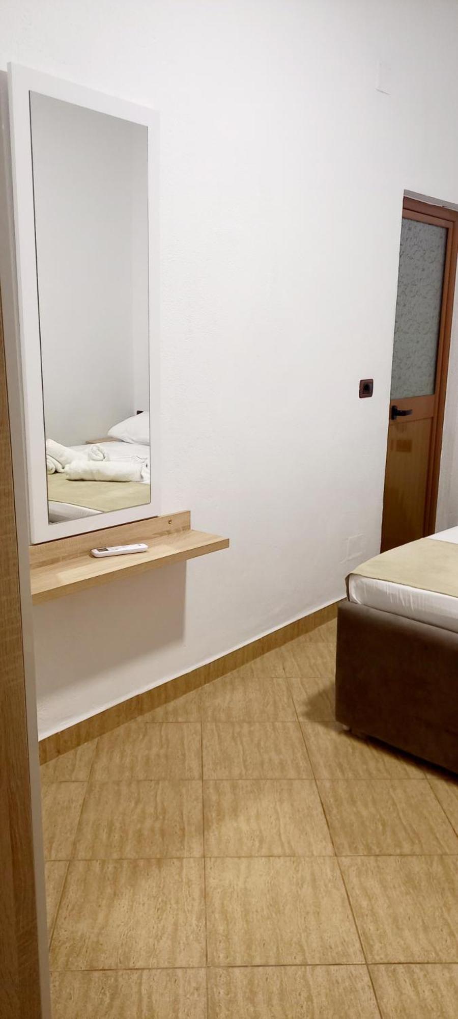 Hotel Eno Përmet Esterno foto