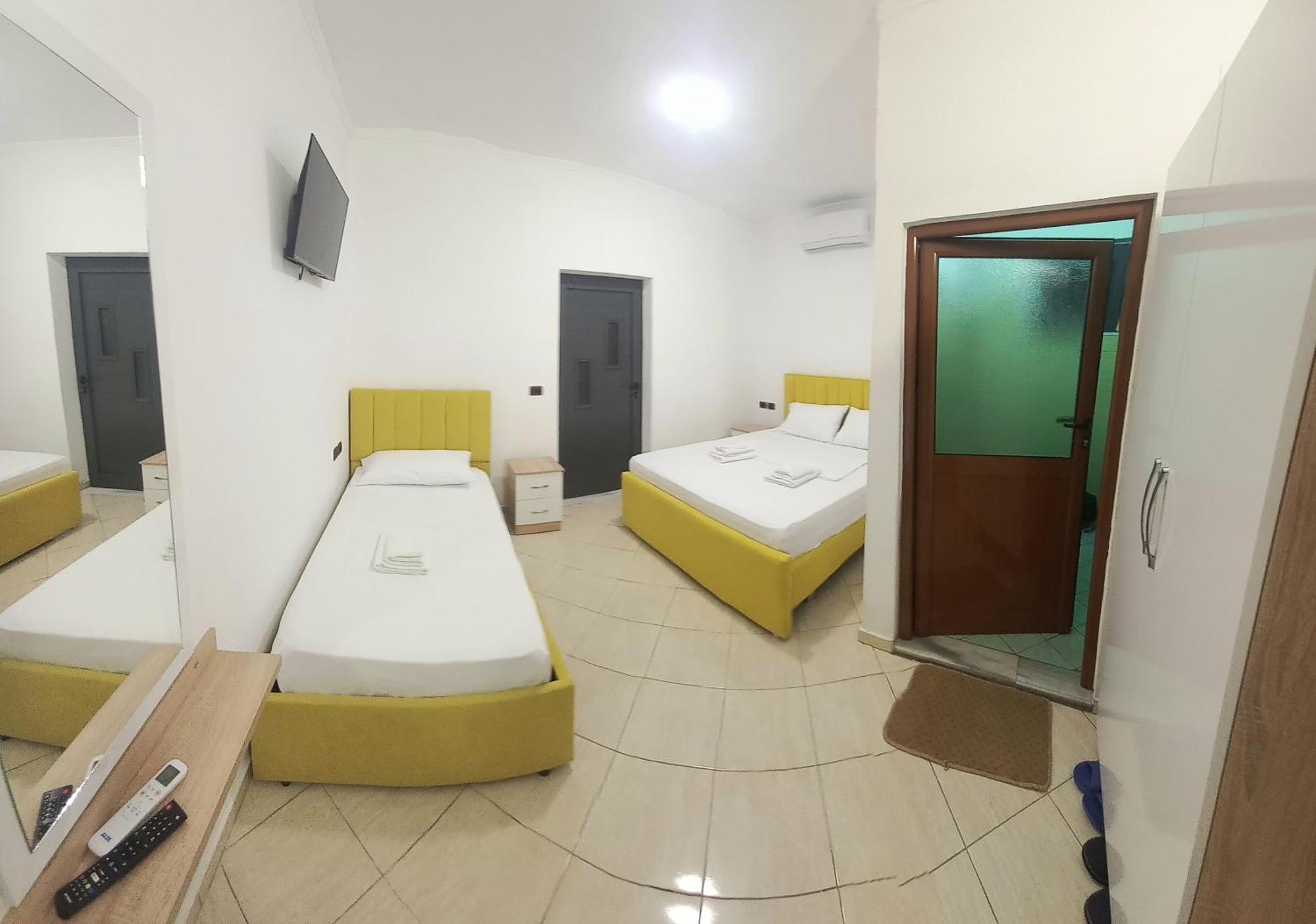 Hotel Eno Përmet Esterno foto