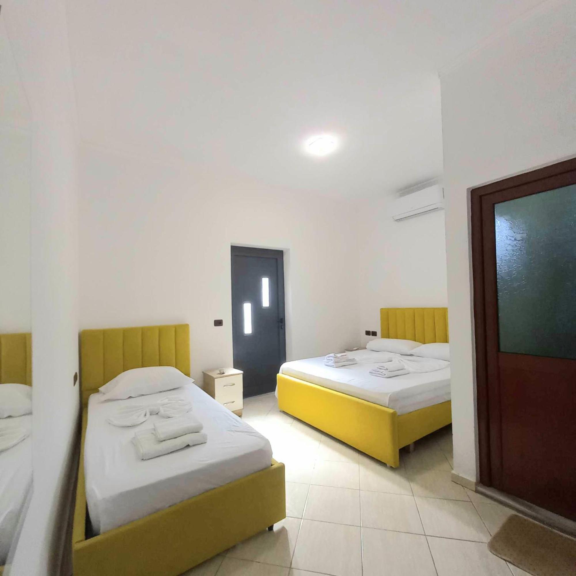 Hotel Eno Përmet Esterno foto