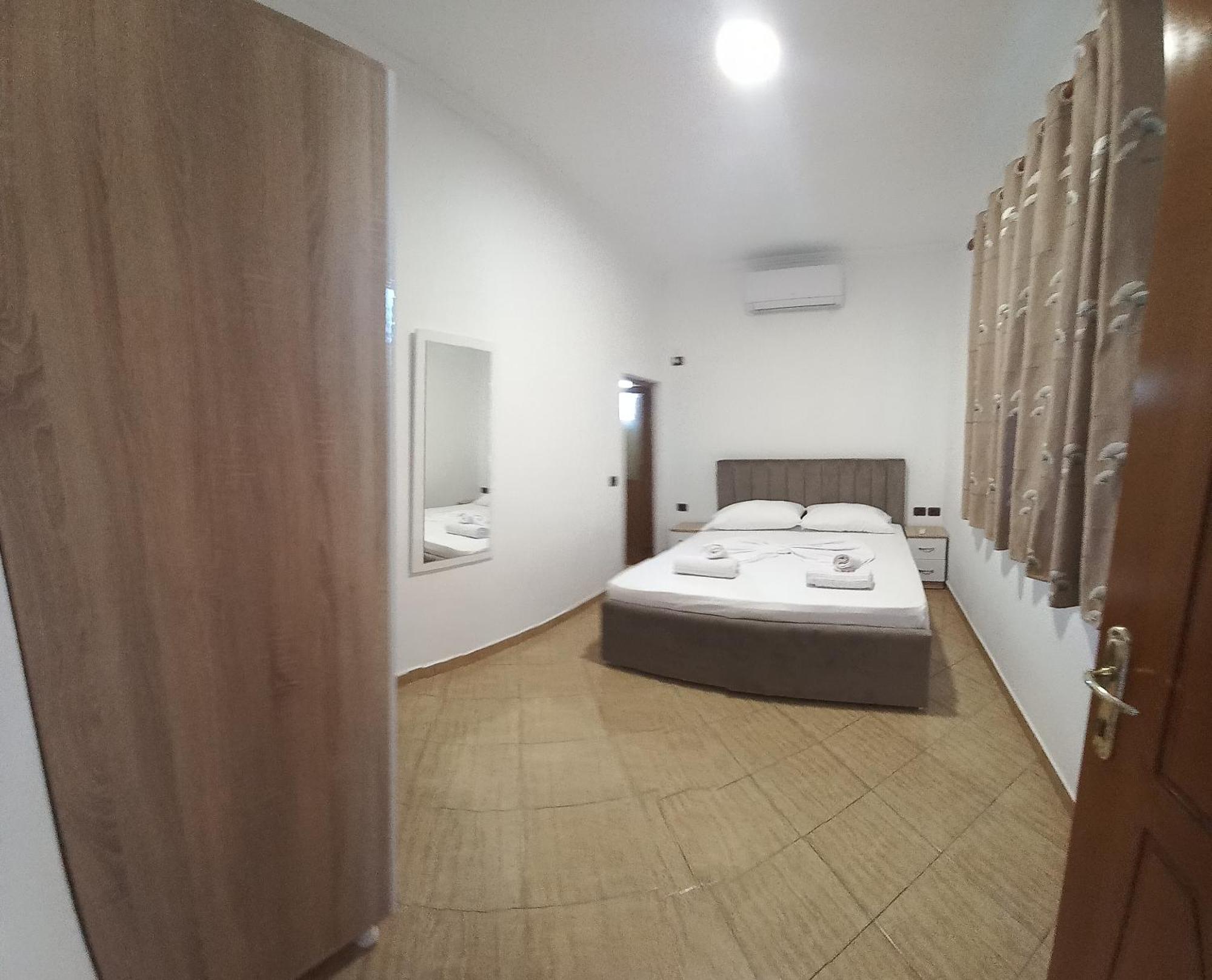 Hotel Eno Përmet Esterno foto