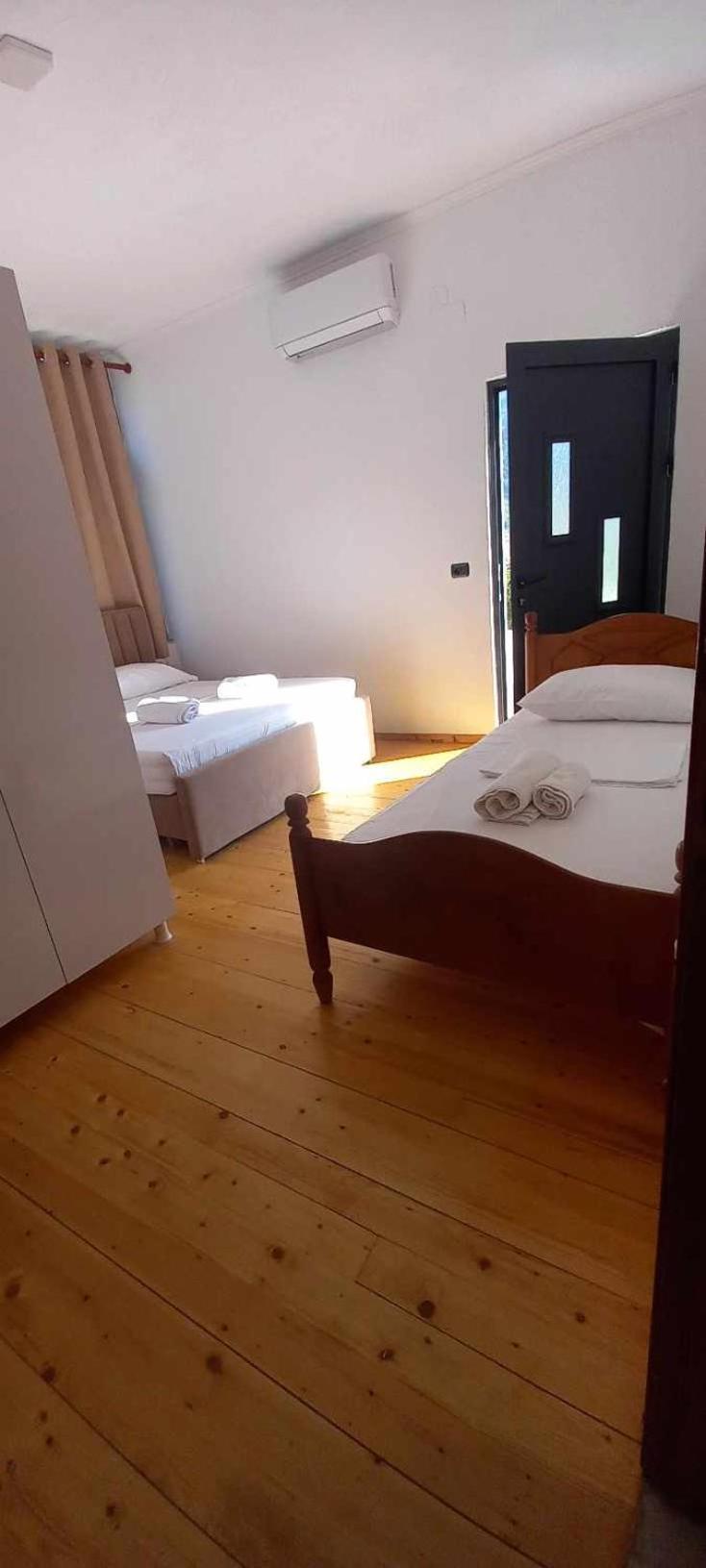 Hotel Eno Përmet Esterno foto