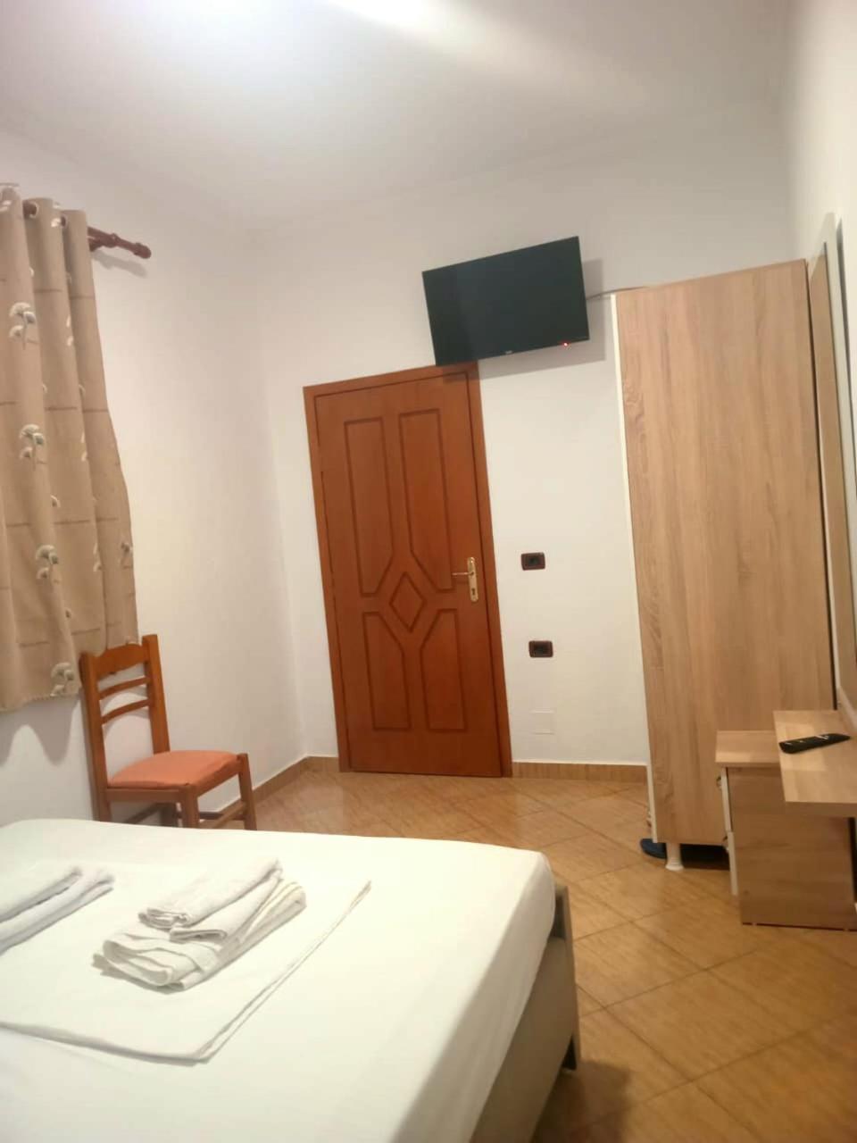 Hotel Eno Përmet Esterno foto